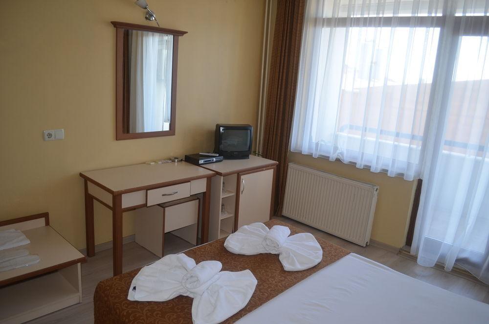 Ayvalik Palas Hotel Εξωτερικό φωτογραφία