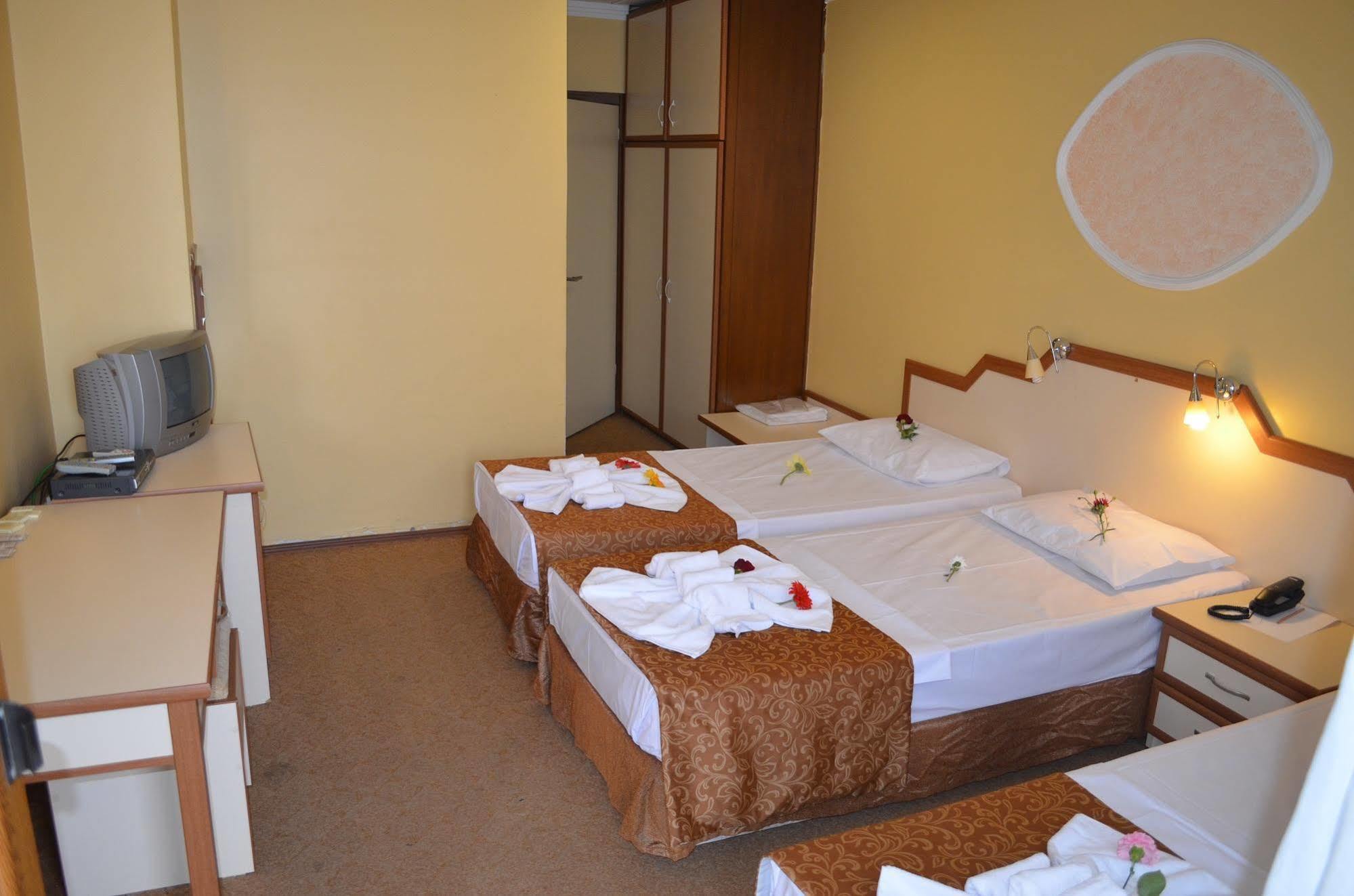 Ayvalik Palas Hotel Εξωτερικό φωτογραφία