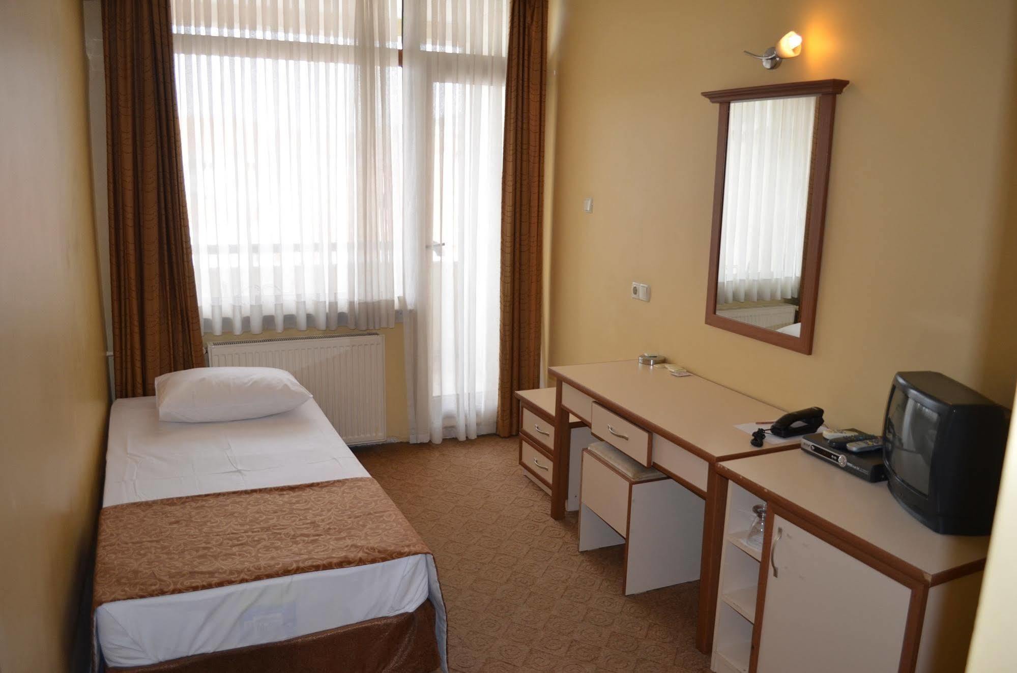 Ayvalik Palas Hotel Εξωτερικό φωτογραφία