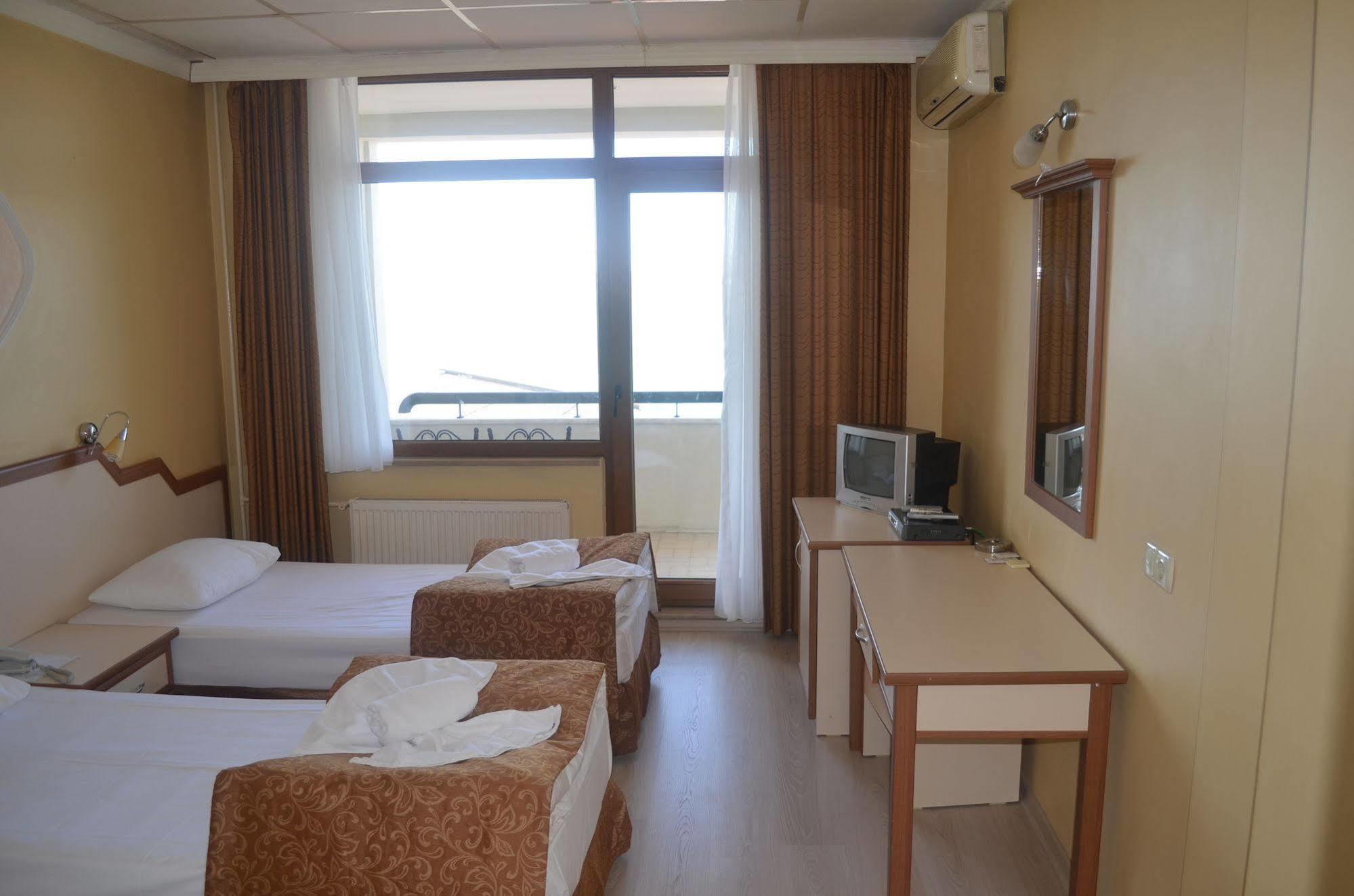 Ayvalik Palas Hotel Εξωτερικό φωτογραφία